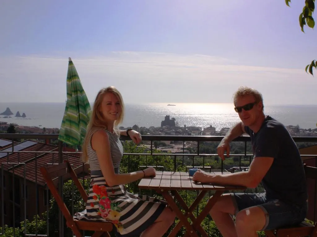 Pupi Catania Etna B&B Aci Castello